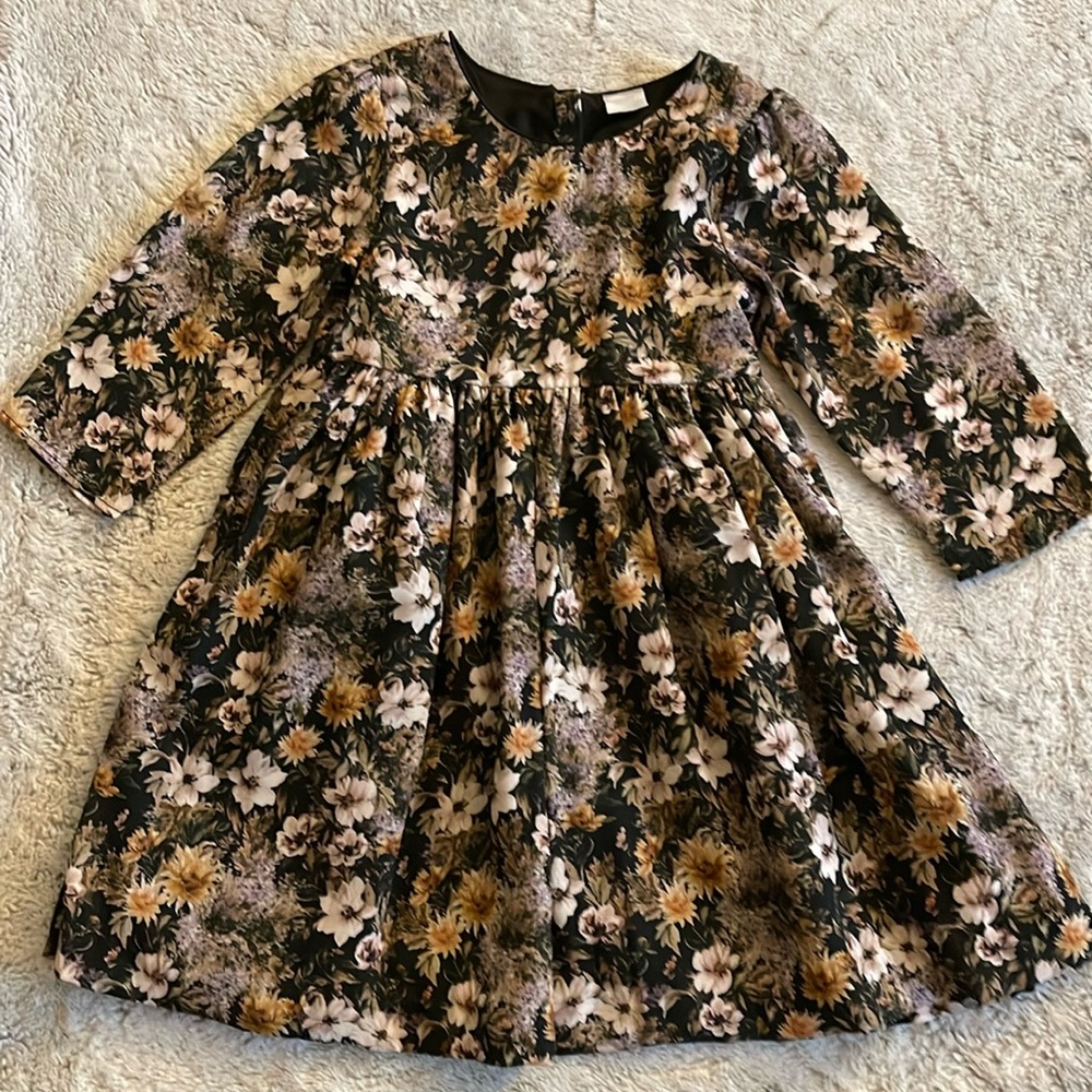 Edgehill Floral Girls Dress, size 5 in Excellent Condition